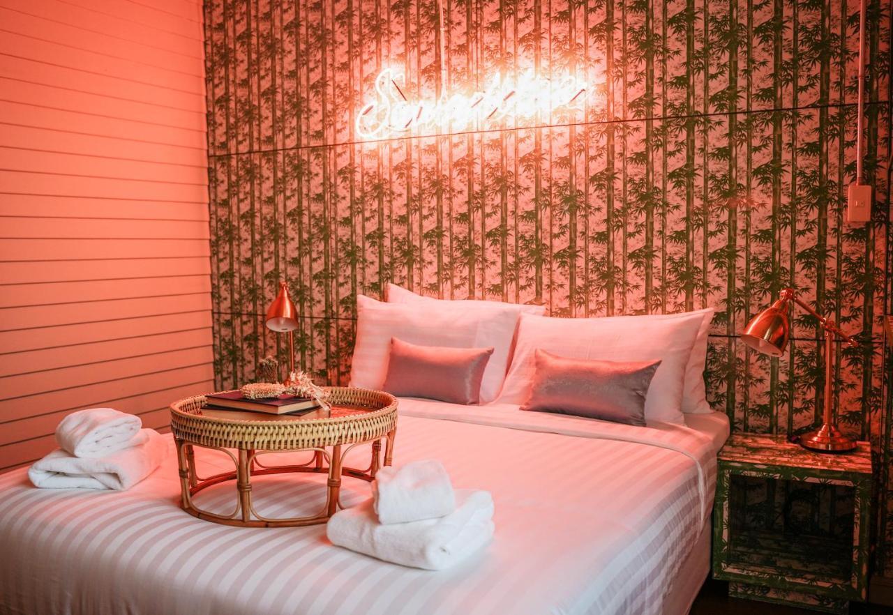 Azure Hostel Bangkok Buitenkant foto